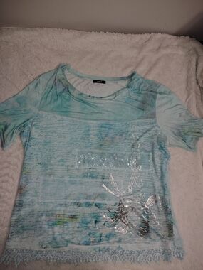 Biba Women's Light Blue Short Sleeve Lace-Hem Tee